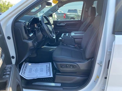 2025 Chevrolet Silverado 1500 LT (2FL)