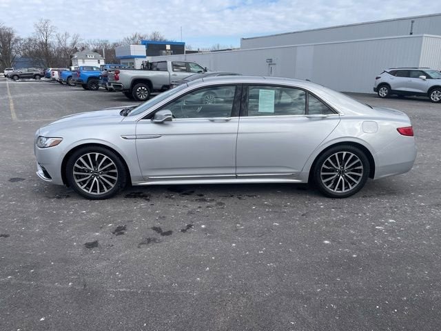 2017 Lincoln Continental Select