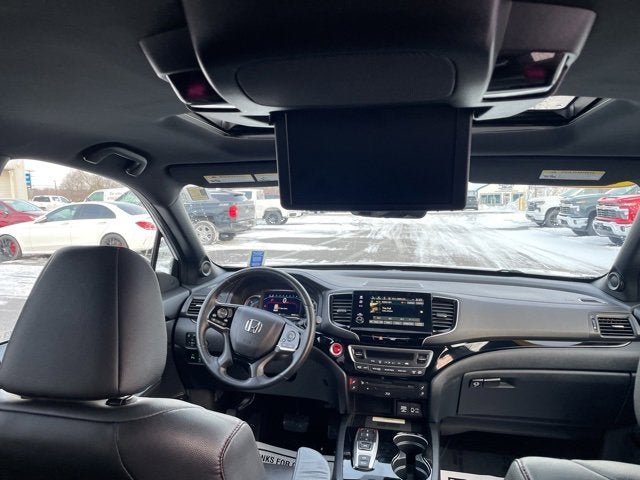 2022 Honda Pilot AWD Black Edition