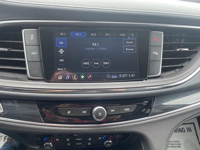 2021 Buick Enclave Essence