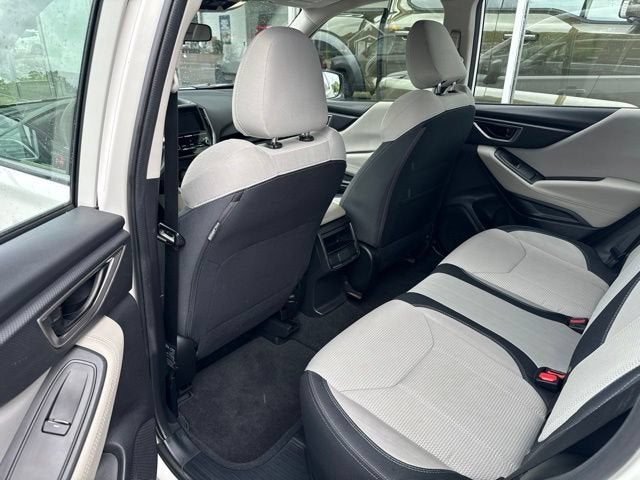 2023 Subaru Forester Base