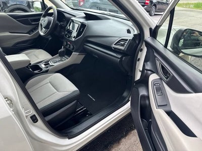 2023 Subaru Forester Base