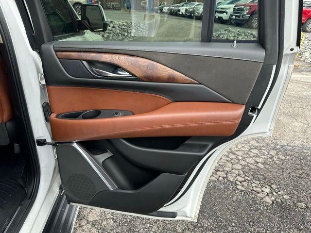 2019 Cadillac Escalade Luxury