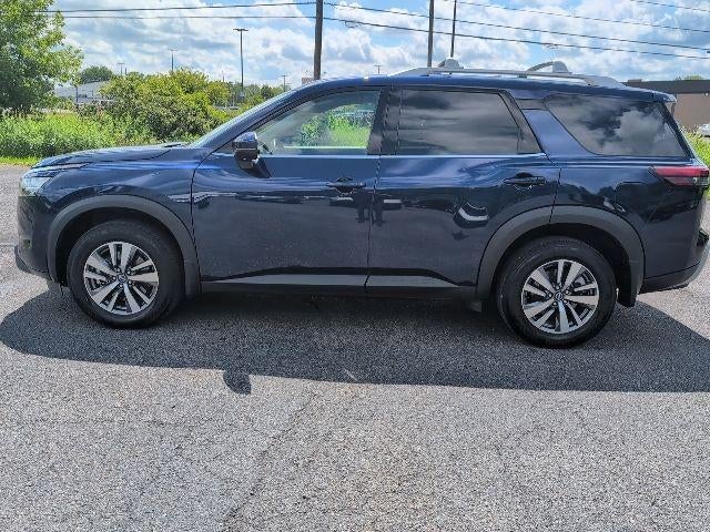 2024 Nissan Pathfinder SL 4WD