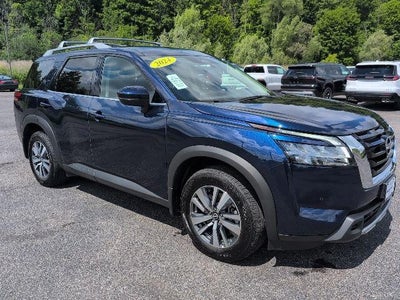2024 Nissan Pathfinder SL 4WD