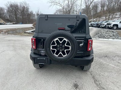 2023 Ford Bronco Outer Banks 4 Door Advanced 4x4