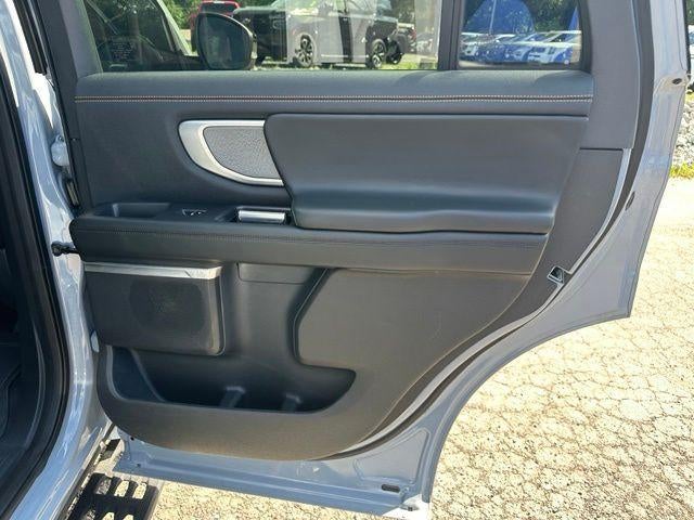 2025 Ford Expedition Tremor 4x4