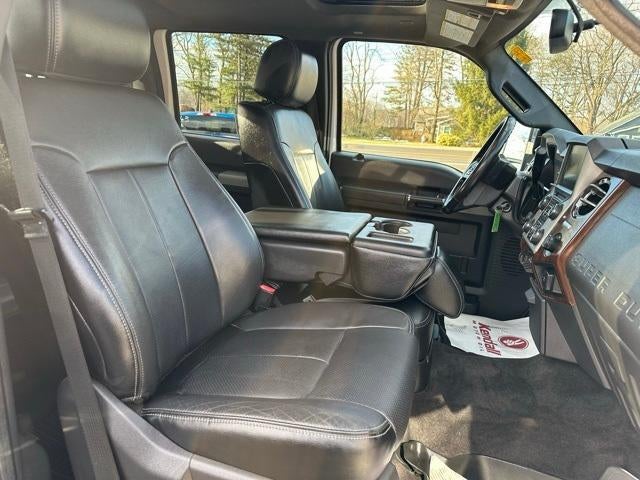 2016 Ford Super Duty F-250 SRW 4WD Crew Cab 6-3/4 Ft Box Lariat