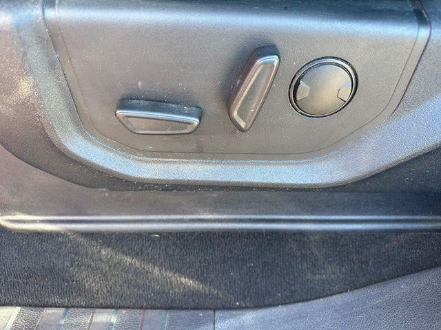 2020 Ford Super Duty F-350 SRW LARIAT 4WD Crew Cab 6.75' Box