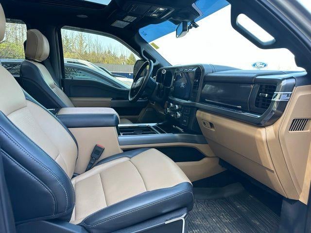 2024 Ford Super Duty F-350 SRW LARIAT 4WD Crew Cab 6.75' Box