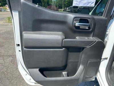 2019 Chevrolet Silverado 1500 Crew Cab Short Box 4-Wheel Drive Custom