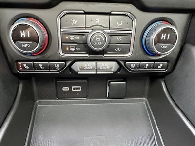 2022 Chevrolet Suburban 4WD High Country