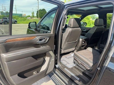 2023 Chevrolet Suburban 4WD High Country