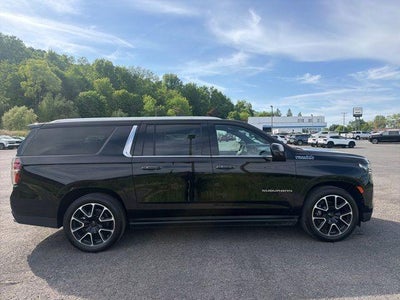 2023 Chevrolet Suburban 4WD High Country