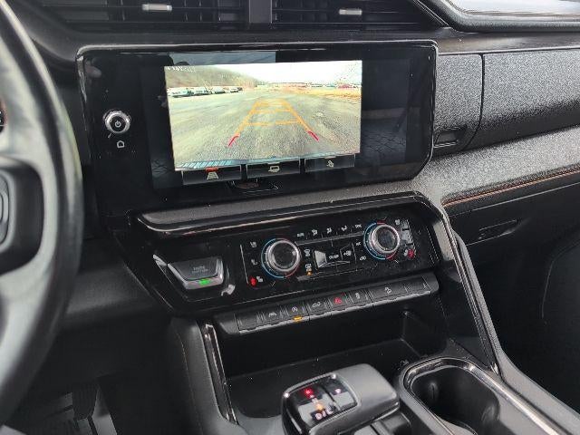 2022 GMC Sierra 1500 Crew Cab Short Box 4-Wheel Drive AT4