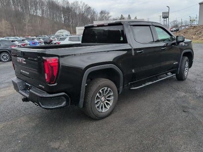 2022 GMC Sierra 1500 Crew Cab Short Box 4-Wheel Drive AT4