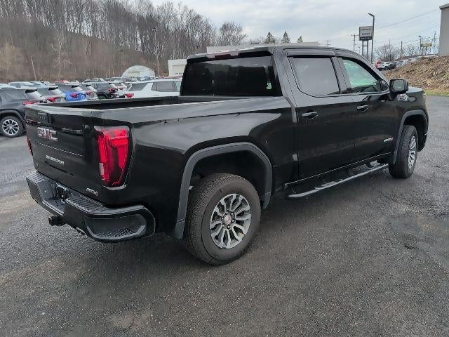 2022 GMC Sierra 1500 Crew Cab Short Box 4-Wheel Drive AT4