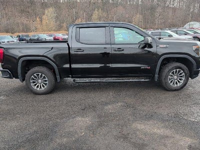 2022 GMC Sierra 1500 Crew Cab Short Box 4-Wheel Drive AT4