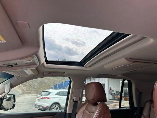 2019 Cadillac Escalade 4WD Luxury