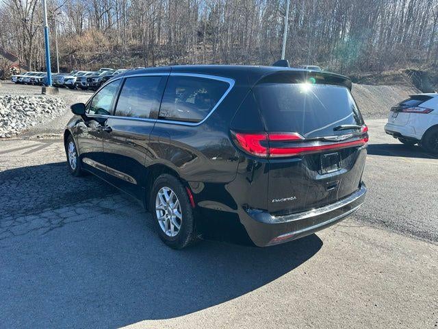 2024 Chrysler Pacifica Touring L FWD