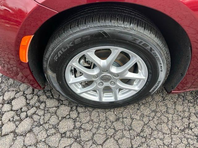 2022 Chrysler Voyager LX FWD