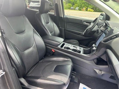 2022 Ford Edge Titanium AWD