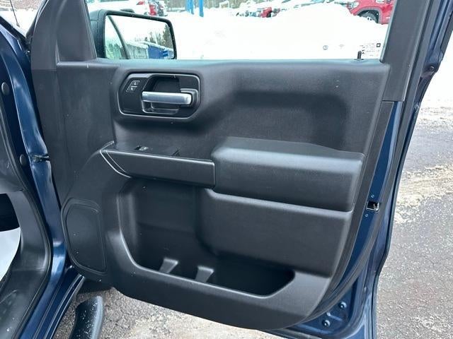 2020 Chevrolet Silverado 1500 Crew Cab Short Box 4-Wheel Drive Custom