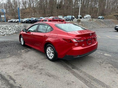 2025 Toyota Camry LE AWD (Natl)