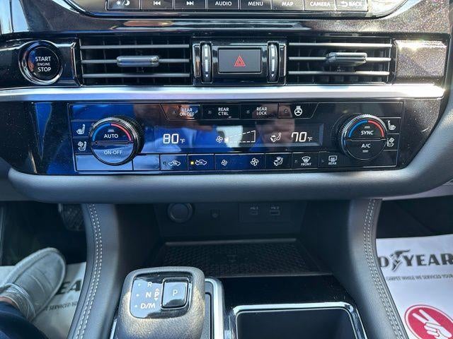 2025 Nissan Pathfinder Platinum 4WD