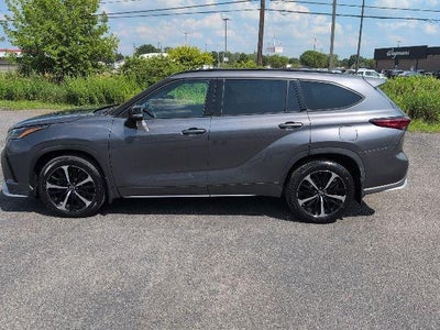 2022 Toyota Highlander XSE AWD (Natl)