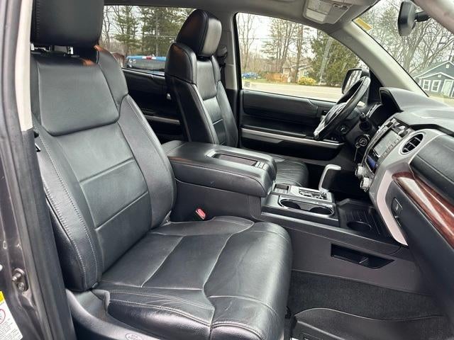 2017 Toyota Tundra 4WD 4WD Limited CrewMax 5.5' Bed 5.7L FFV (SE)