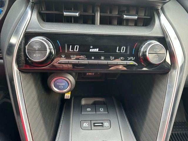 2021 Toyota Venza XLE AWD (SE)