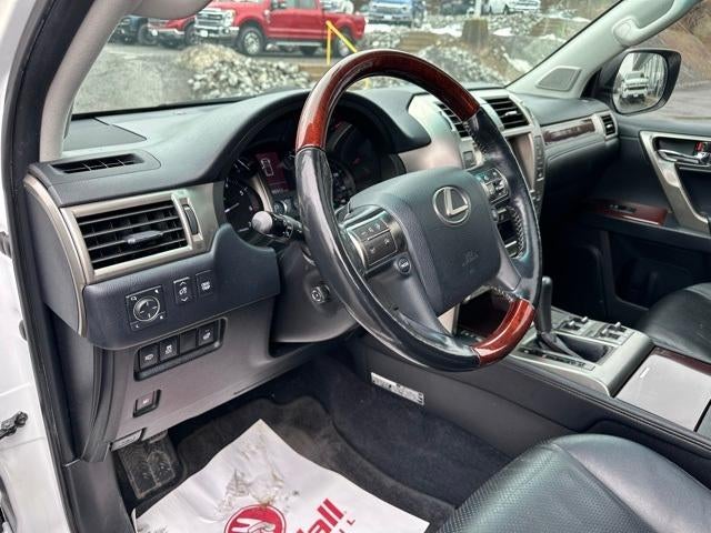 2016 Lexus GX 460 4WD 4dr Luxury